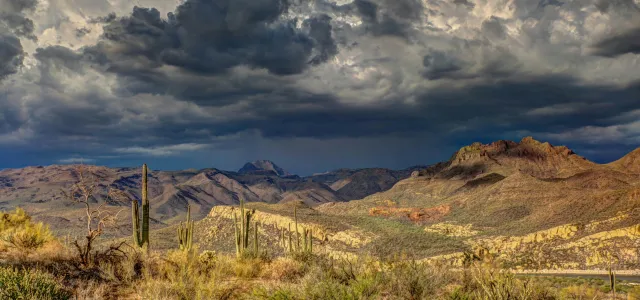 landscape photography of mountains by Robert Murray courtesy of Unsplash.